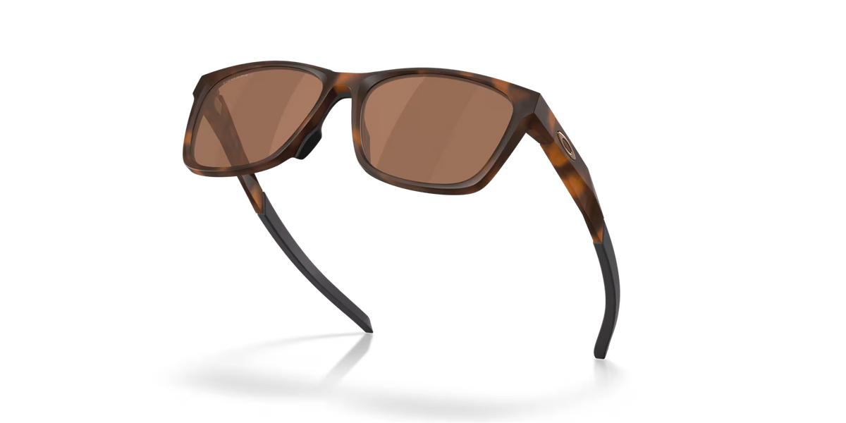 OAKLEY EYEWEAR 0OO9506D